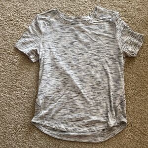 Women's Gray Short Sleeve Top